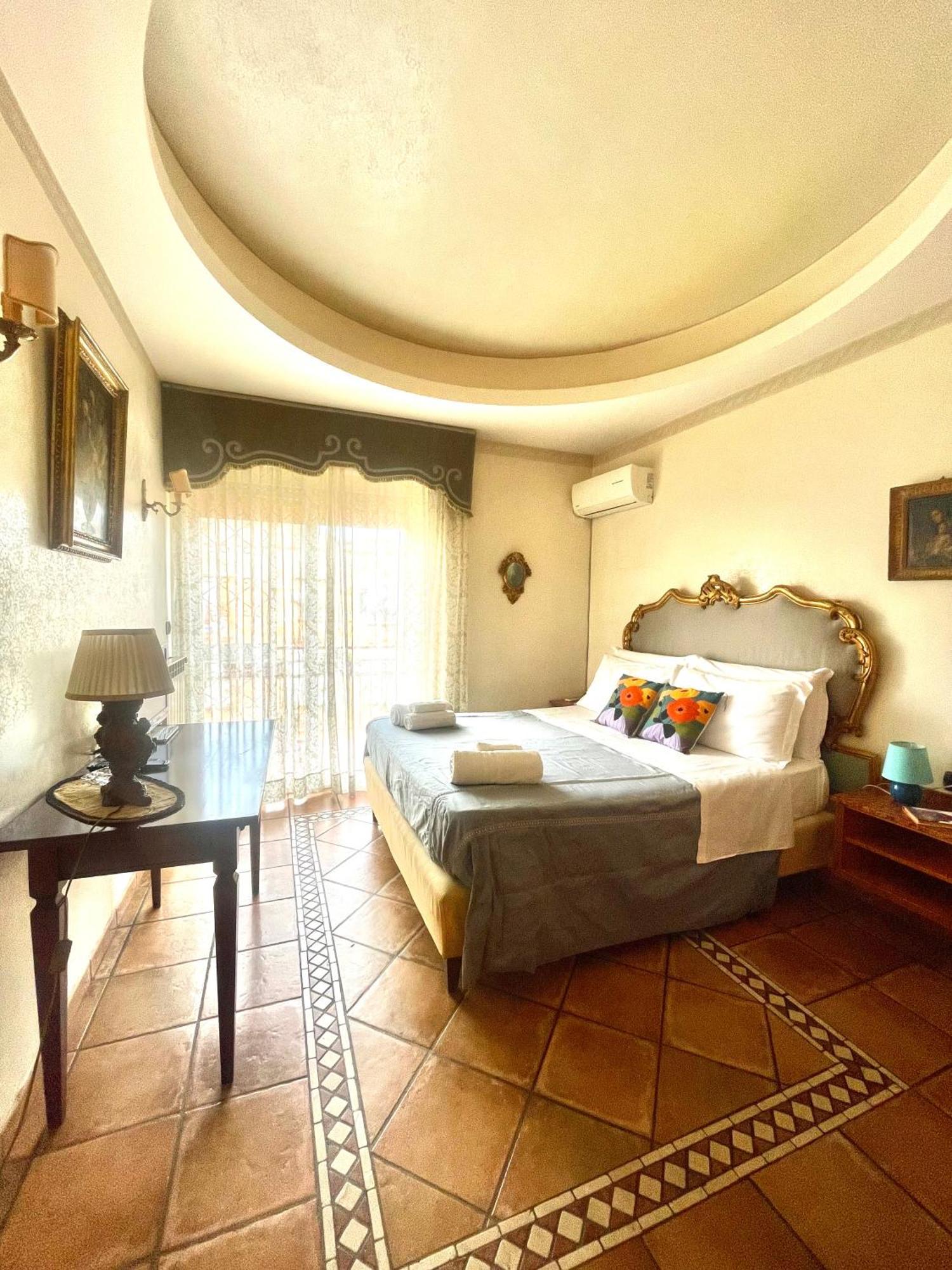 La Casa Di Erica Bed & Breakfast Napoli Dış mekan fotoğraf